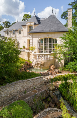 Tailored French Estate